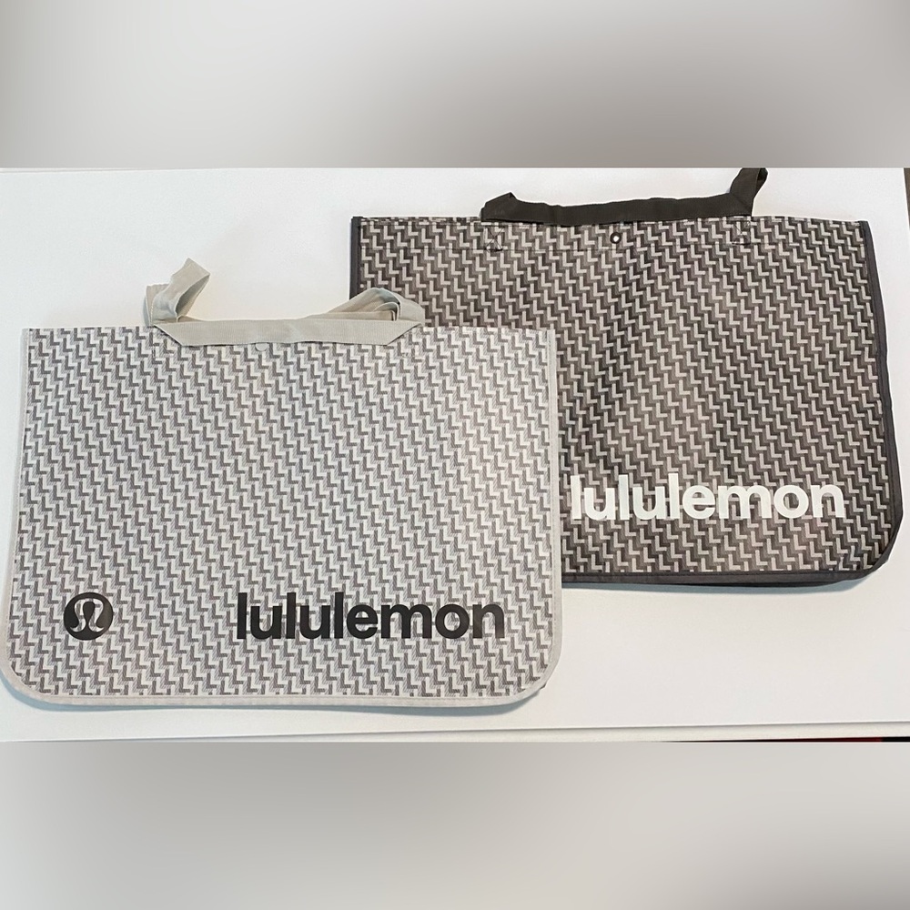 Lululemon - Set of 2 XL Reusable Shopping Totes - EUC - Picture 2 of 5